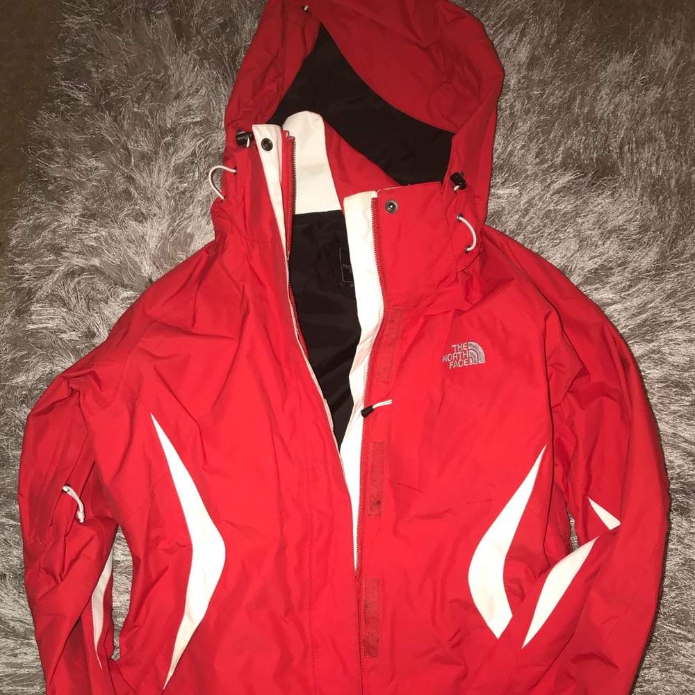North face windbreaker